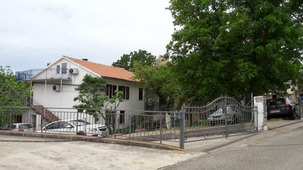Apartmani Niessner Малинска Экстерьер фото